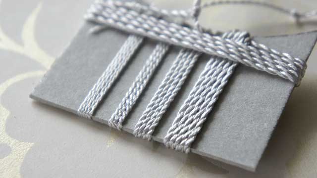 刺しゅう糸から紐をつくる