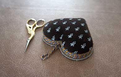 ハート形ピンクッション